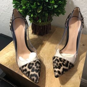 Never been used Gianvito Rossi heel